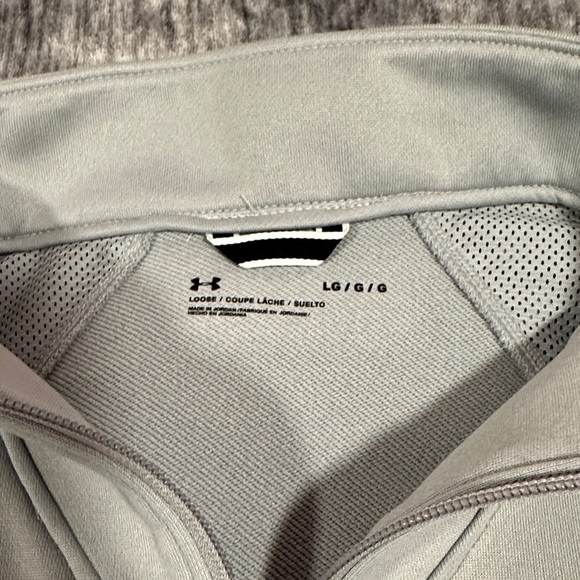 Under Armour Light Gray Quarter-Zip Pullover BNWT - Picture 2 of 9
